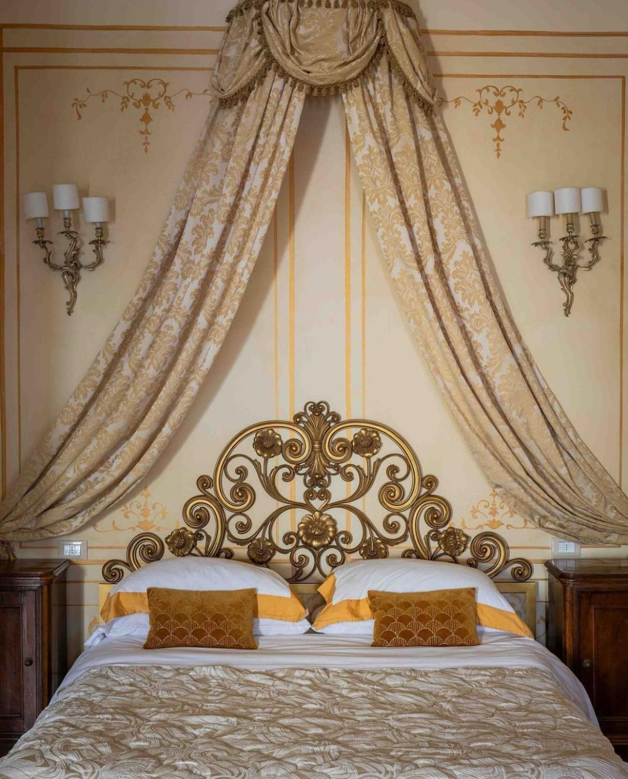 ホテル Palazzo Lari サルツァーナ エクステリア 写真