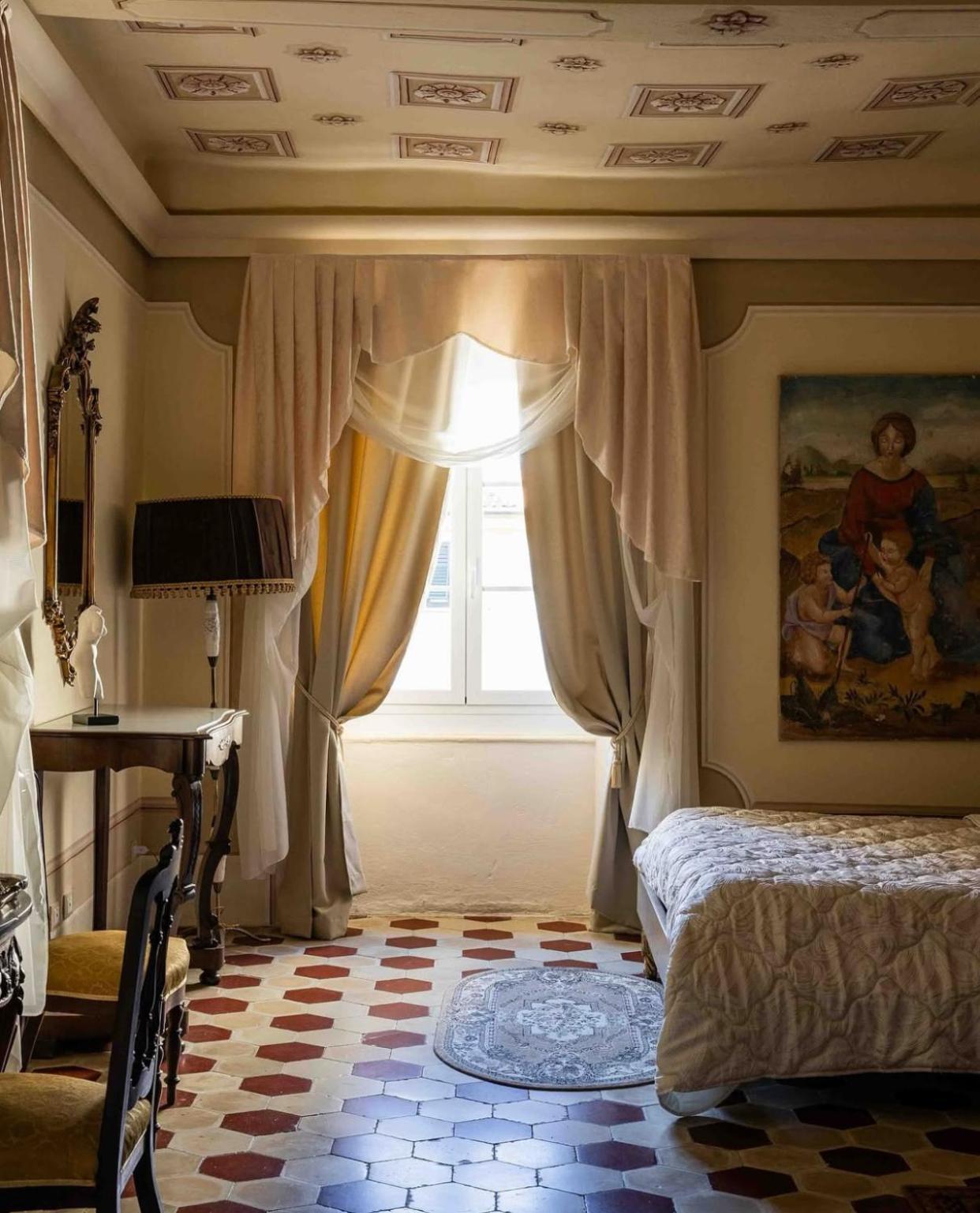 ホテル Palazzo Lari サルツァーナ エクステリア 写真