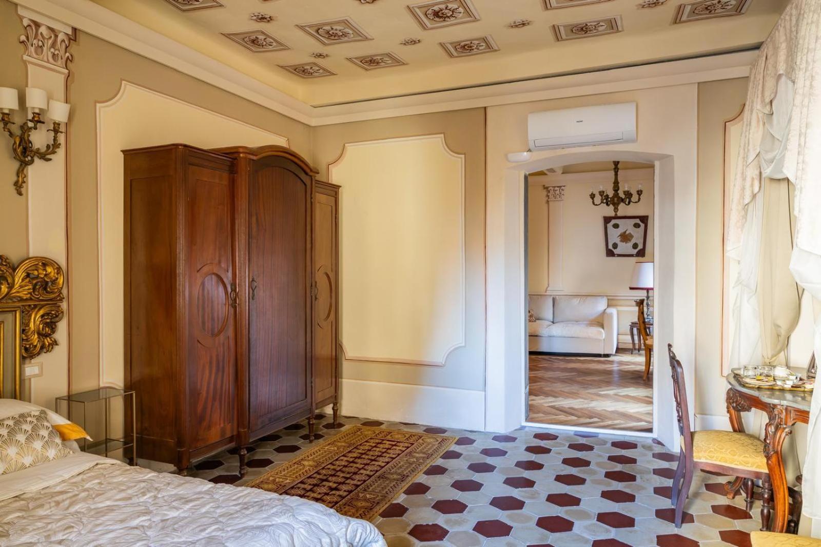 ホテル Palazzo Lari サルツァーナ エクステリア 写真